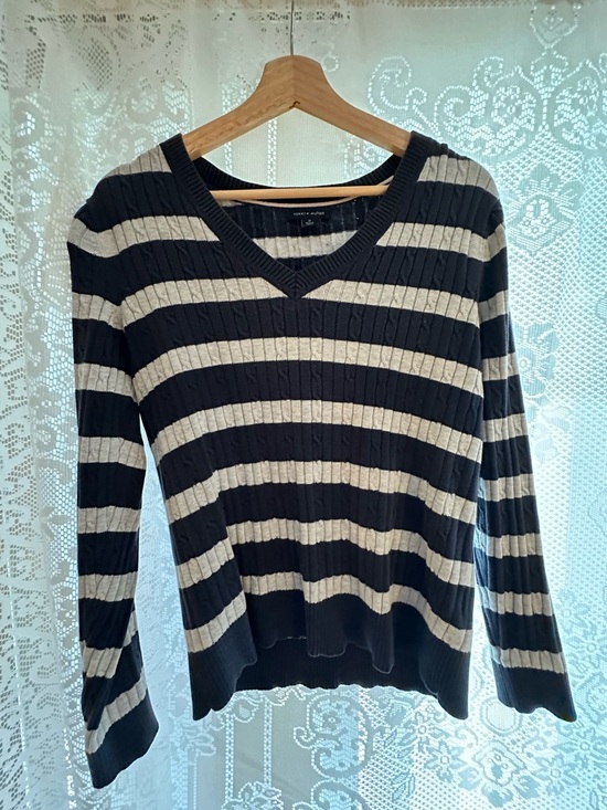 Tommy Hilfiger Sweaters - Tommy Hilfiger Cable Knit V-Neck Sweater